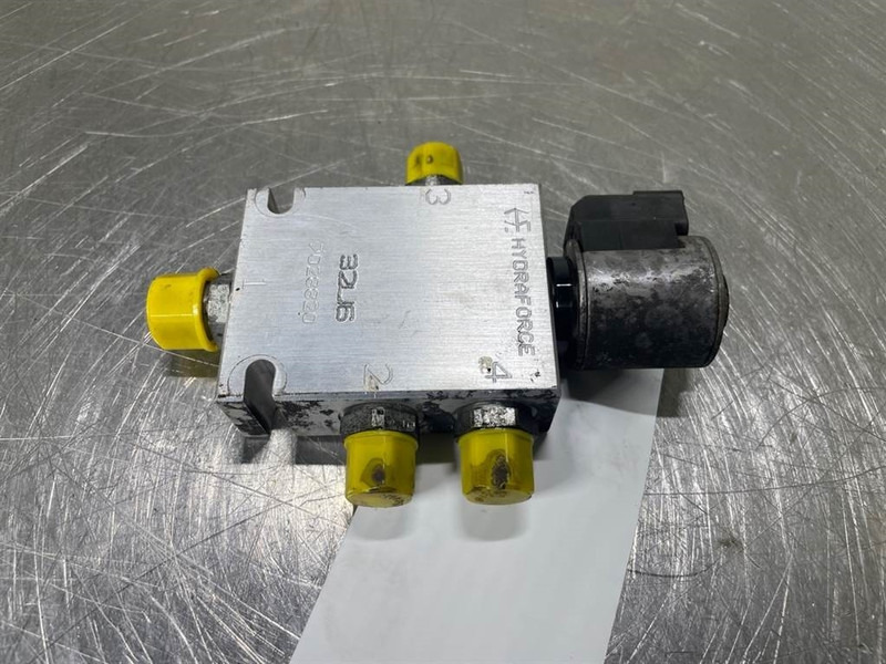 Mecalac 12MTX-6090339-Hydraforce 7028820-4/2 Valve - Гідравліка в категорії Будівельна техніка: фото 2 Mecalac 12MTX-6090339-Hydraforce 7028820-4/2 Valve - Гідравліка в категорії Будівельна техніка: фото 2