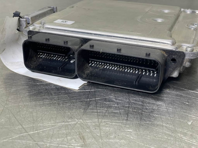 Mecalac 12MTX-6160099-ECU/Control box/Steuermodul - Електрична система в категорії Будівельна техніка: фото 3 Mecalac 12MTX-6160099-ECU/Control box/Steuermodul - Електрична система в категорії Будівельна техніка: фото 3