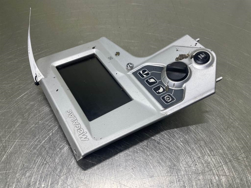 Mecalac 12MTX-6160134-Dashboard/Console/Konsole - Кабіна й інтер'єр в категорії Будівельна техніка: фото 2 Mecalac 12MTX-6160134-Dashboard/Console/Konsole - Кабіна й інтер'єр в категорії Будівельна техніка: фото 2