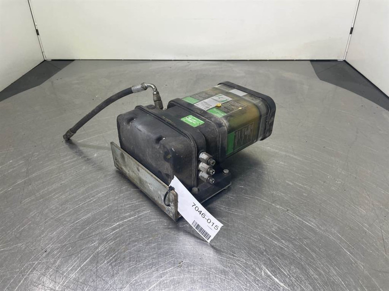 Mecalac 12MTX-F129083 12V-Lubricating system - Рама/ Шасі в категорії Будівельна техніка: фото 2 Mecalac 12MTX-F129083 12V-Lubricating system - Рама/ Шасі в категорії Будівельна техніка: фото 2