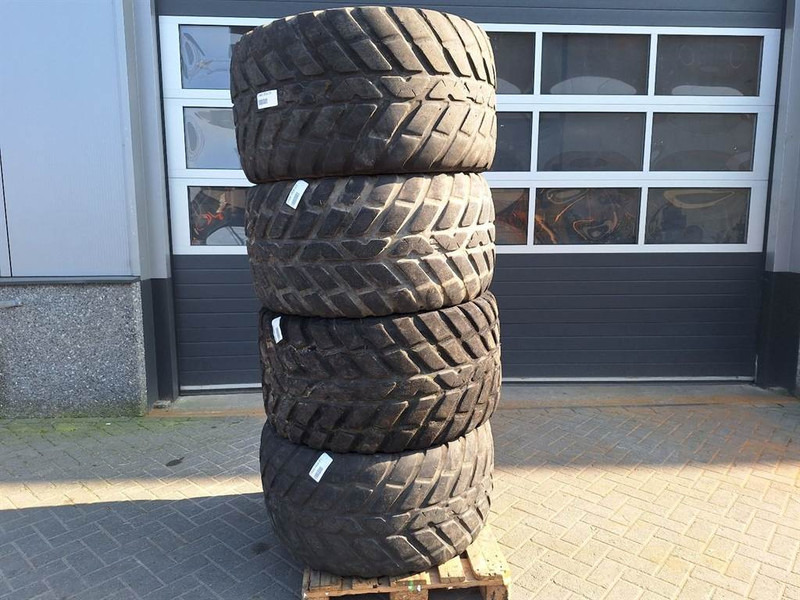 Mecalac 12MTX-Nokian 560/45R22.5-Tire/Reifen/Band - Шини і диски в категорії Будівельна техніка: фото 1 Mecalac 12MTX-Nokian 560/45R22.5-Tire/Reifen/Band - Шини і диски в категорії Будівельна техніка: фото 1