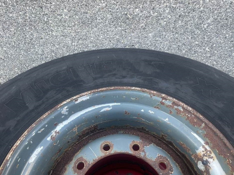 Michelin 425/65R22.5-Tire/Reifen/Band - Шини і диски в категорії Будівельна техніка: фото 5 Michelin 425/65R22.5-Tire/Reifen/Band - Шини і диски в категорії Будівельна техніка: фото 5