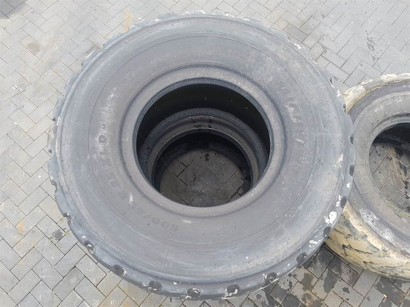 Michelin 600/65R25 - Tyre/Reifen/Band - Шини і диски в категорії Будівельна техніка: фото 2 Michelin 600/65R25 - Tyre/Reifen/Band - Шини і диски в категорії Будівельна техніка: фото 2
