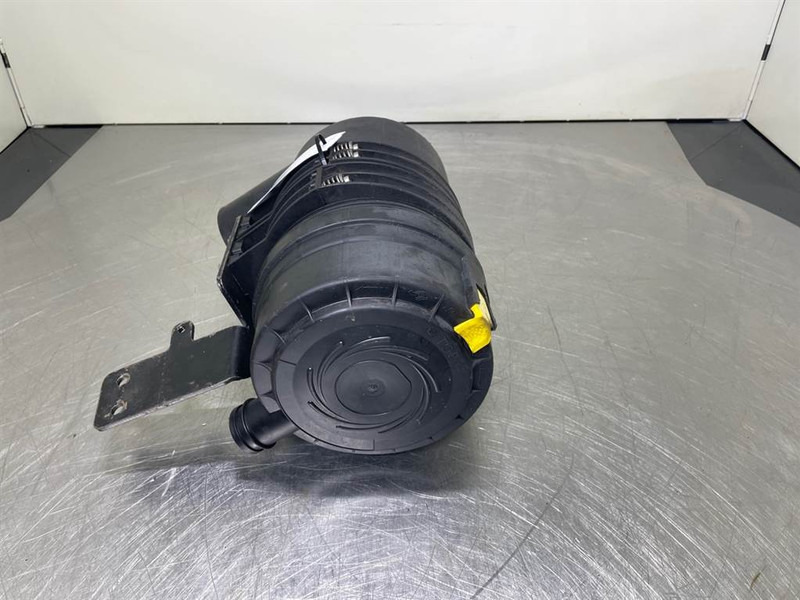 New Holland W110C - Air filter/Luftfilter/Luchtfilter - Двигун в категорії Будівельна техніка: фото 3 New Holland W110C - Air filter/Luftfilter/Luchtfilter - Двигун в категорії Будівельна техніка: фото 3