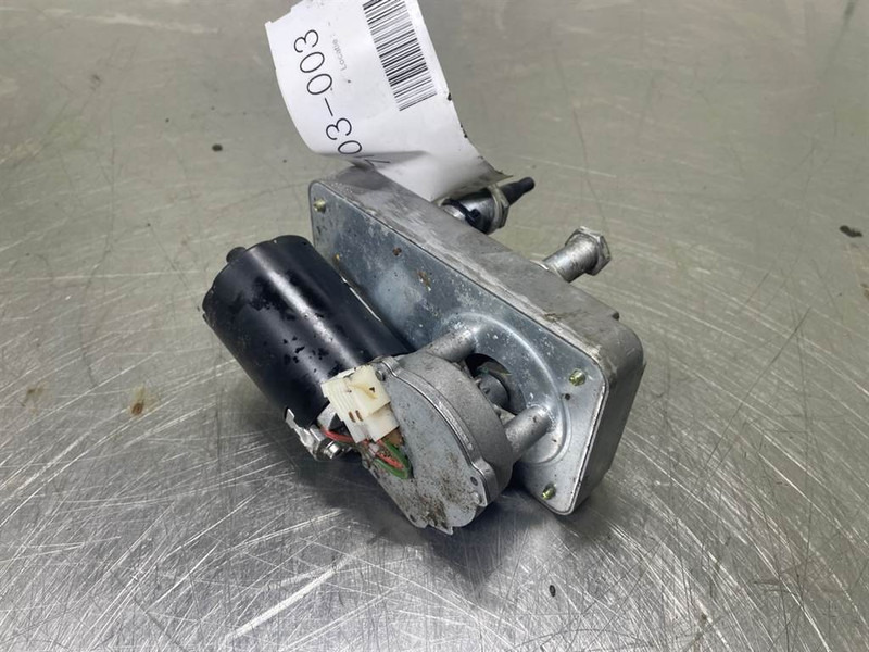 O & K L25.5-Valeo 150.743-24V-Wiper motor/Wischermotor - Електрична система в категорії Будівельна техніка: фото 2 O & K L25.5-Valeo 150.743-24V-Wiper motor/Wischermotor - Електрична система в категорії Будівельна техніка: фото 2