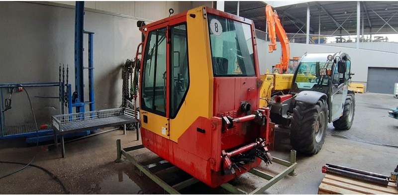 O & K MH 6.5 - Cabin/Kabine/Cabine - Кабіна й інтер'єр в категорії Будівельна техніка: фото 1 O & K MH 6.5 - Cabin/Kabine/Cabine - Кабіна й інтер'єр в категорії Будівельна техніка: фото 1