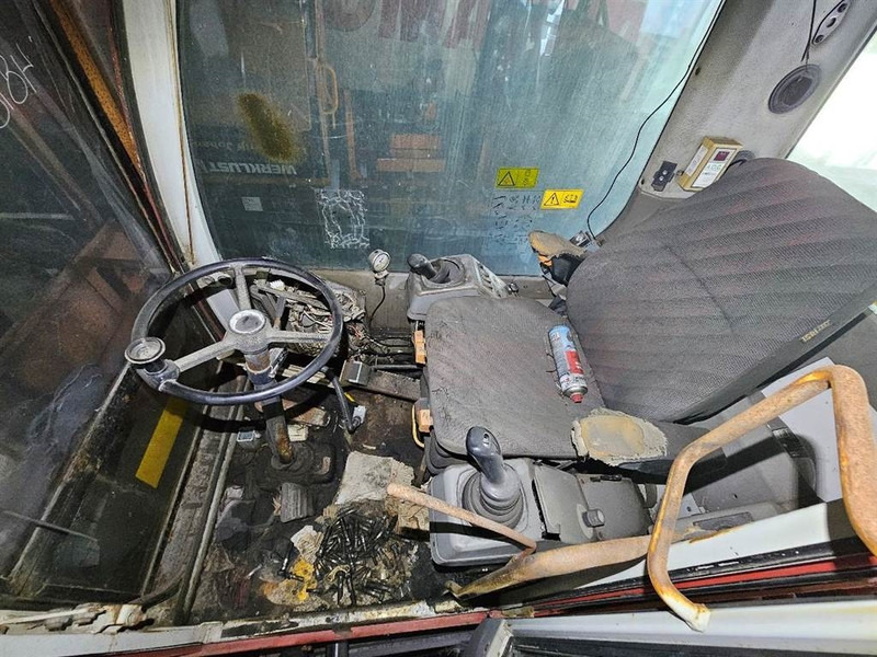 O & K MH 6.5 - Cabin/Kabine/Cabine - Кабіна й інтер'єр в категорії Будівельна техніка: фото 5 O & K MH 6.5 - Cabin/Kabine/Cabine - Кабіна й інтер'єр в категорії Будівельна техніка: фото 5