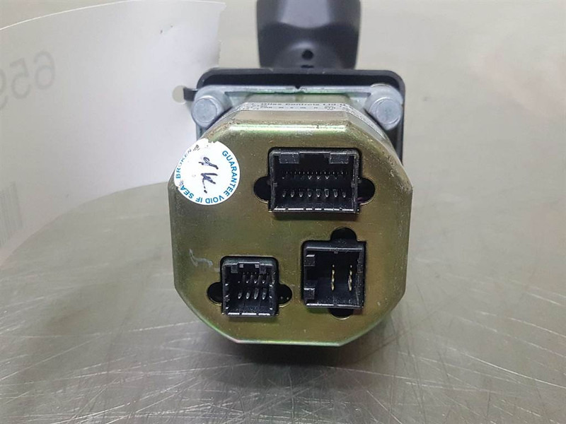 Penny + Giles Controls JC6000-Joystick/Steuergriff - Електрична система в категорії Будівельна техніка: фото 4 Penny + Giles Controls JC6000-Joystick/Steuergriff - Електрична система в категорії Будівельна техніка: фото 4