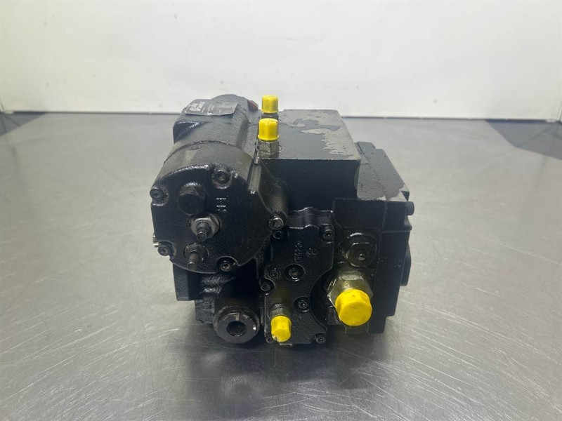 Sauer Danfoss 42R41CG3AN52P3G2F1A34-Drive pump/Fahrpumpe/Rijpomp - Гідравліка в категорії Будівельна техніка: фото 2 Sauer Danfoss 42R41CG3AN52P3G2F1A34-Drive pump/Fahrpumpe/Rijpomp - Гідравліка в категорії Будівельна техніка: фото 2