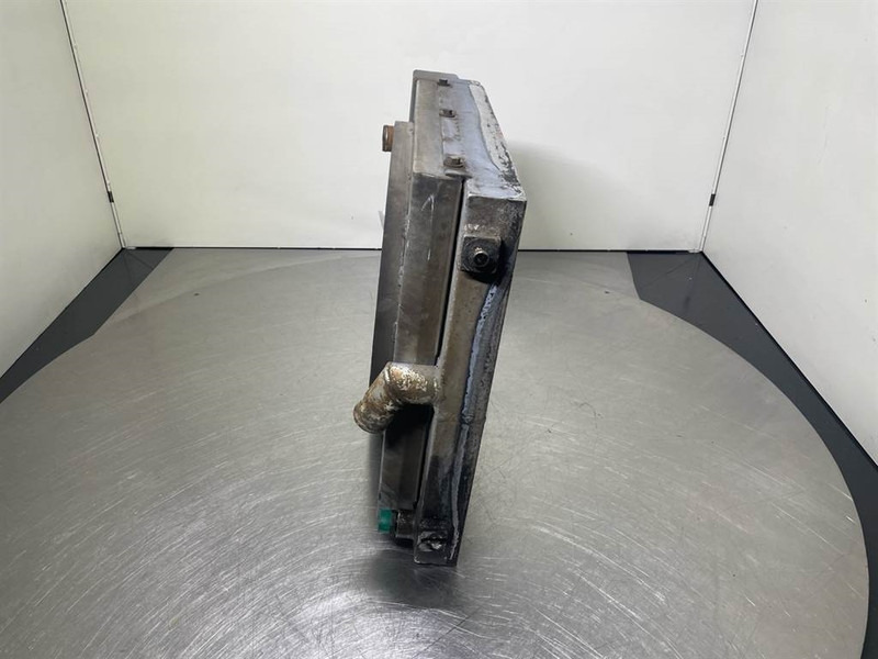 Schaeff SKL843-5010660860/5010663023-Cooler/Kühler/Koeler - Двигун в категорії Будівельна техніка: фото 2 Schaeff SKL843-5010660860/5010663023-Cooler/Kühler/Koeler - Двигун в категорії Будівельна техніка: фото 2