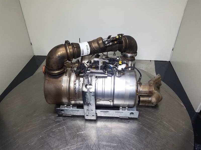 Sennebogen 818 - Exhaust system/Auspuff/Uitlaat - Двигун та запчастини в категорії Будівельна техніка: фото 1 Sennebogen 818 - Exhaust system/Auspuff/Uitlaat - Двигун та запчастини в категорії Будівельна техніка: фото 1