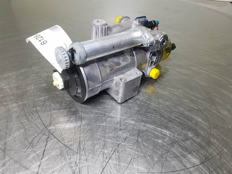 Sennebogen 818-SE1717-Fuel filter/Kraftstofffilter - Двигун та запчастини в категорії Будівельна техніка: фото 3 Sennebogen 818-SE1717-Fuel filter/Kraftstofffilter - Двигун та запчастини в категорії Будівельна техніка: фото 3