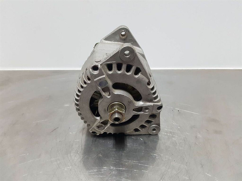 Terex Schaeff SKL873-28V 75A-Alternator/Lichtmaschine/Dynamo - Двигун в категорії Будівельна техніка: фото 2 Terex Schaeff SKL873-28V 75A-Alternator/Lichtmaschine/Dynamo - Двигун в категорії Будівельна техніка: фото 2
