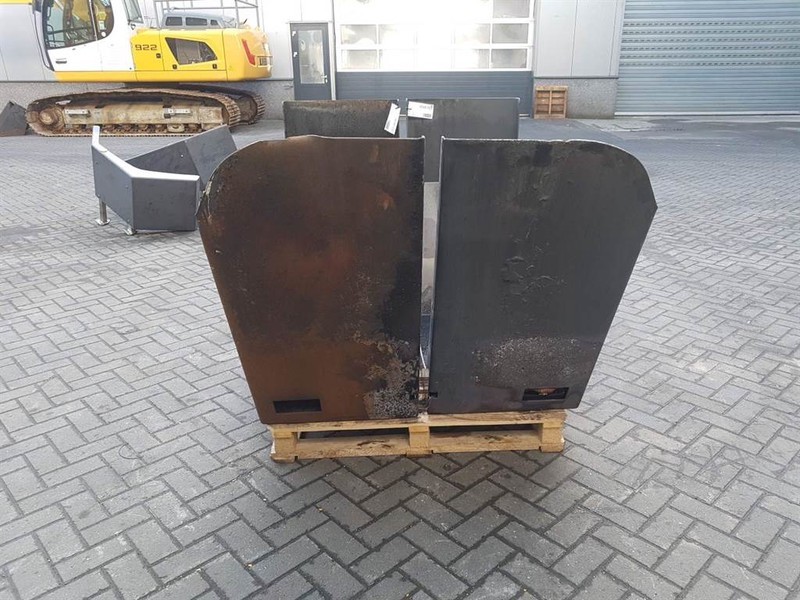 Terex TL260-0457006030-Mud guard/Kotfluegel/Spatbord - Крило в категорії Будівельна техніка: фото 4 Terex TL260-0457006030-Mud guard/Kotfluegel/Spatbord - Крило в категорії Будівельна техніка: фото 4
