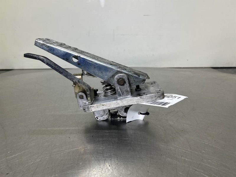 Terex TW150-6041506-Brake pedal/Bremspedal/Rempedaal - Кабіна й інтер'єр в категорії Будівельна техніка: фото 2 Terex TW150-6041506-Brake pedal/Bremspedal/Rempedaal - Кабіна й інтер'єр в категорії Будівельна техніка: фото 2