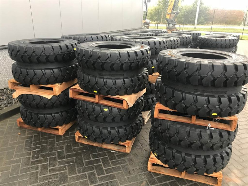 Trelleborg 12.00-20 Dual excavator solid-Tyre/Reifen/Banden - Шини і диски в категорії Будівельна техніка: фото 3 Trelleborg 12.00-20 Dual excavator solid-Tyre/Reifen/Banden - Шини і диски в категорії Будівельна техніка: фото 3