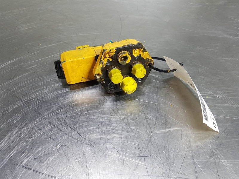 Vickers DG4V32BMUG760 - Valve/Ventile/Ventiel - Гідравліка в категорії Будівельна техніка: фото 2 Vickers DG4V32BMUG760 - Valve/Ventile/Ventiel - Гідравліка в категорії Будівельна техніка: фото 2