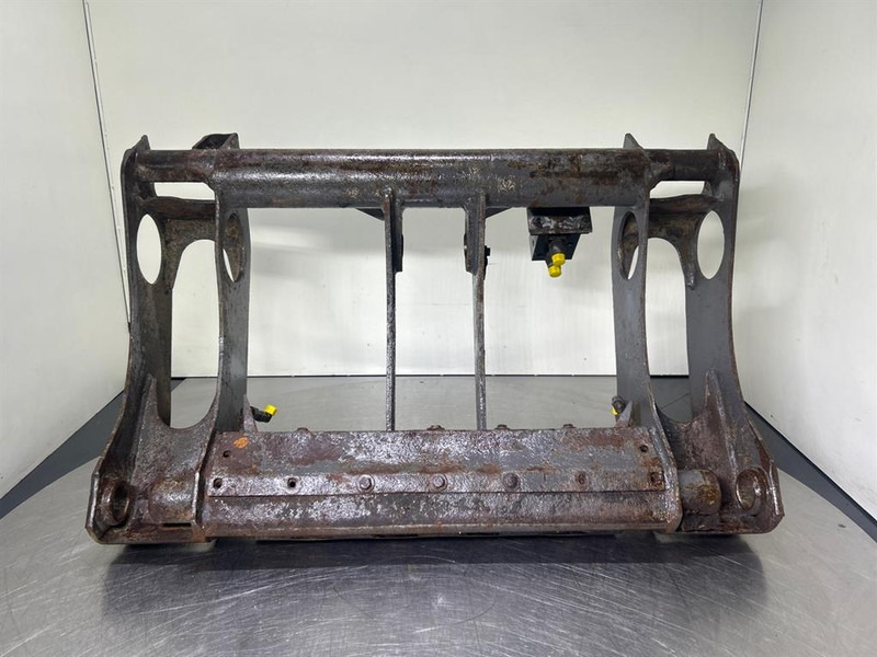 Volvo L40B-TP - Quick coupler/Wechsler/Snelwissel - Зчіпний пристрій в категорії Будівельна техніка: фото 1 Volvo L40B-TP - Quick coupler/Wechsler/Snelwissel - Зчіпний пристрій в категорії Будівельна техніка: фото 1