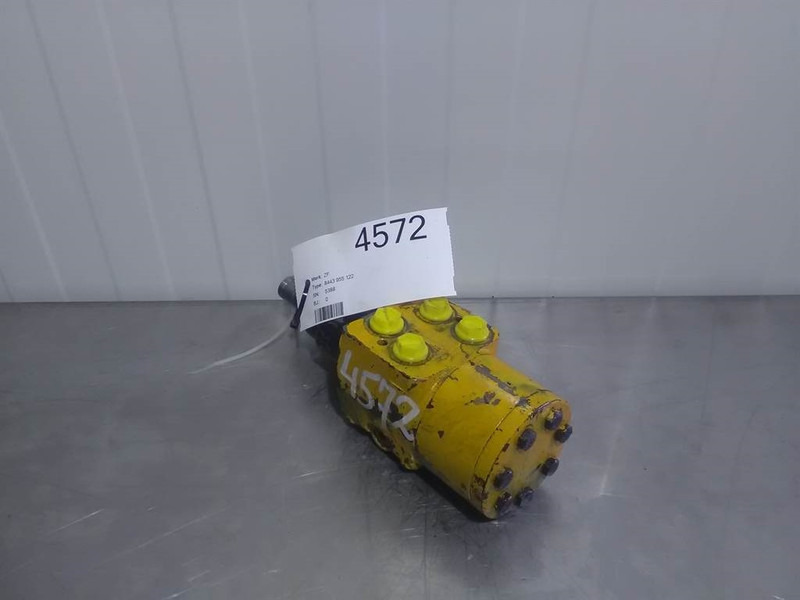 ZF 8443955122 - Steering unit/Lenkeinheit/Orbitrol - Гідравліка: фото 1 ZF 8443955122 - Steering unit/Lenkeinheit/Orbitrol - Гідравліка: фото 1
