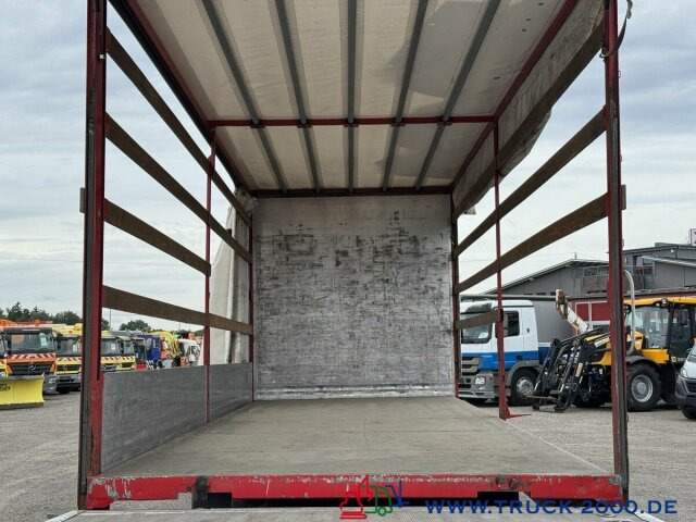 DAF LF220 Plane Spriegel Ladebordwand BÄR 1.500 Kg - Тентована вантажівка: фото 4 DAF LF220 Plane Spriegel Ladebordwand BÄR 1.500 Kg - Тентована вантажівка: фото 4