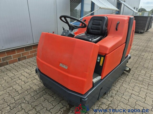 Hako Hakomatic B1100 Kehr- Nass- Scheuersaugmaschine - Підмітально-прибиральна машина: фото 2 Hako Hakomatic B1100 Kehr- Nass- Scheuersaugmaschine - Підмітально-прибиральна машина: фото 2