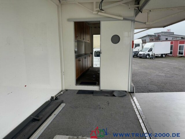Iveco Daily 35C13 mit Promotion- Verkaufs- Showbühne - Торговий вантажівка: фото 3 Iveco Daily 35C13 mit Promotion- Verkaufs- Showbühne - Торговий вантажівка: фото 3