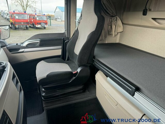 MAN TGX 18.360 BDF XL Haus Bett Standheizung 277TKM - Контейнеровоз/ Змінний кузов вантажівка: фото 2 MAN TGX 18.360 BDF XL Haus Bett Standheizung 277TKM - Контейнеровоз/ Змінний кузов вантажівка: фото 2