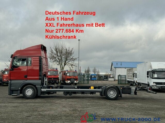 MAN TGX 18.360 BDF XL Haus Bett Standheizung 277TKM - Контейнеровоз/ Змінний кузов вантажівка: фото 1 MAN TGX 18.360 BDF XL Haus Bett Standheizung 277TKM - Контейнеровоз/ Змінний кузов вантажівка: фото 1
