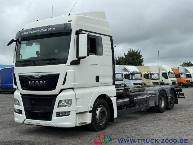 MAN TGX 26.480 XLX BDF Haus Bett Hub Multi Wechsler - Контейнеровоз/ Змінний кузов вантажівка: фото 3 MAN TGX 26.480 XLX BDF Haus Bett Hub Multi Wechsler - Контейнеровоз/ Змінний кузов вантажівка: фото 3