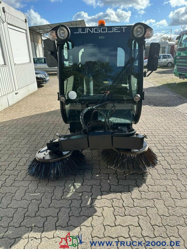 Multicar Nilfisk JungoJet3500 Winterdienst & Kehrmaschine - Підмітально-прибиральна машина: фото 5 Multicar Nilfisk JungoJet3500 Winterdienst & Kehrmaschine - Підмітально-прибиральна машина: фото 5