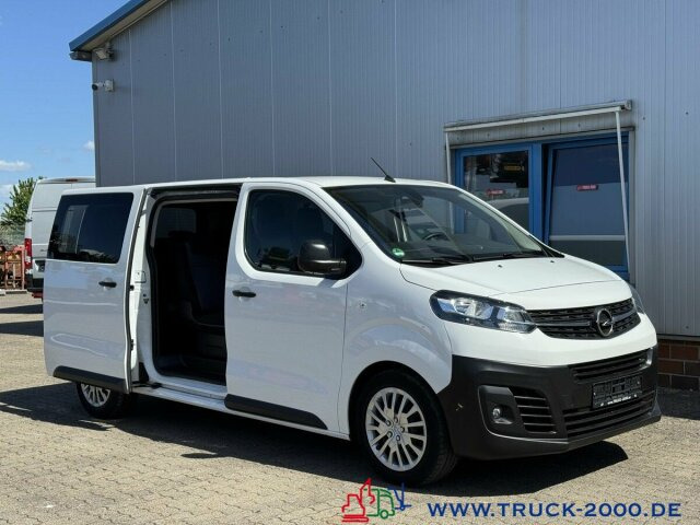 Opel Vivaro 9 Sitzer Klima vorne & hinten Navi + DAB - Мікроавтобус, Пасажирський фургон: фото 4 Opel Vivaro 9 Sitzer Klima vorne & hinten Navi + DAB - Мікроавтобус, Пасажирський фургон: фото 4