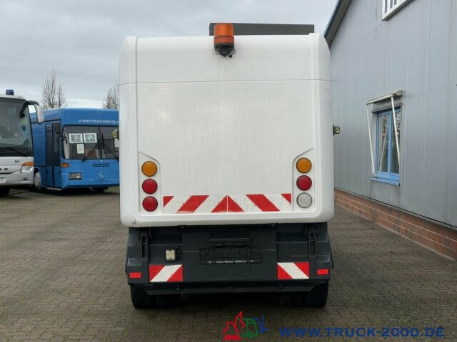 Ravo 540 3 Besensystem Sweeper + Sprühen 50 Km/h - Підмітально-прибиральна машина: фото 4 Ravo 540 3 Besensystem Sweeper + Sprühen 50 Km/h - Підмітально-прибиральна машина: фото 4