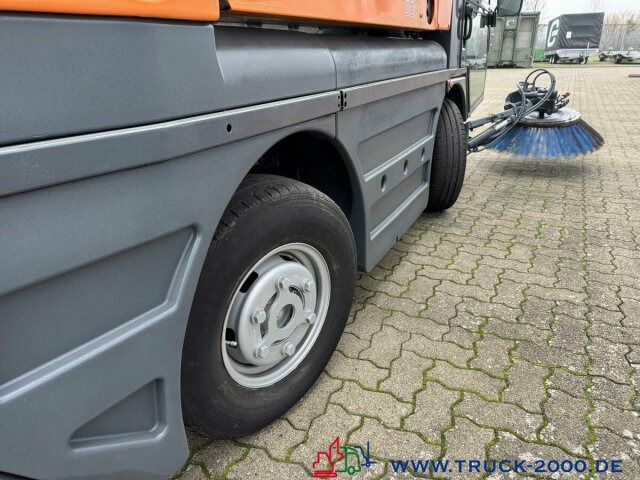 Підмітально-прибиральна машина Schmidt Swingo Compact 200 4 Radlenkung Kehren + Sprühen: фото 13