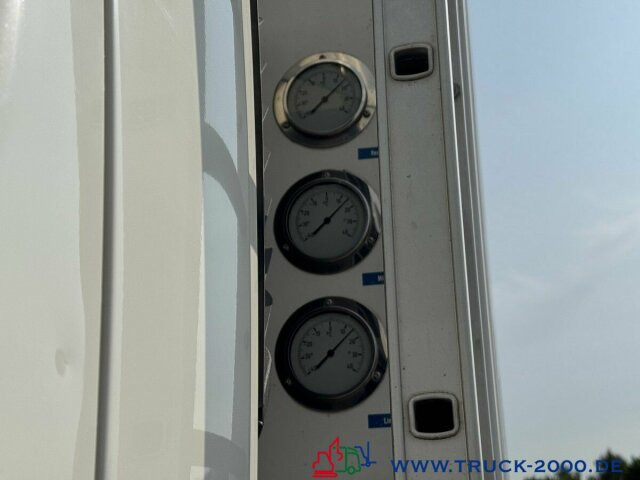 Volvo FE 18 280 3 Zonen Frisch- + Tiefkühler Carrier - Рефрижератор вантажівка: фото 4 Volvo FE 18 280 3 Zonen Frisch- + Tiefkühler Carrier - Рефрижератор вантажівка: фото 4