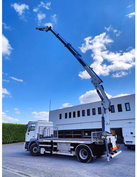 MAN 18.410 F2000 Cormach 22000 E4F + jib - Бортова вантажівка/ Платформа, Вантажівка з маніпулятором: фото 3 MAN 18.410 F2000 Cormach 22000 E4F + jib - Бортова вантажівка/ Платформа, Вантажівка з маніпулятором: фото 3