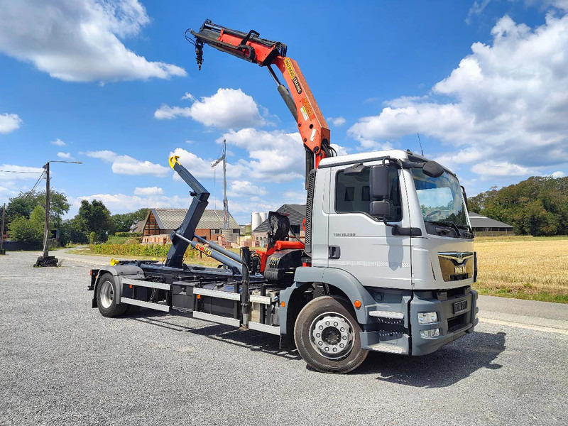 MAN TGM 18.290 4x2 Euro 6 + Crane Palfinger PK15500 - Гаковий мультиліфт вантажівка, Вантажівка з маніпулятором: фото 2 MAN TGM 18.290 4x2 Euro 6 + Crane Palfinger PK15500 - Гаковий мультиліфт вантажівка, Вантажівка з маніпулятором: фото 2