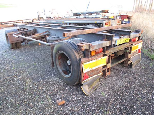 DRACO D.A.C. 2000 - Контейнеровоз/ Змінний кузов напівпричіп: фото 2 DRACO D.A.C. 2000 - Контейнеровоз/ Змінний кузов напівпричіп: фото 2