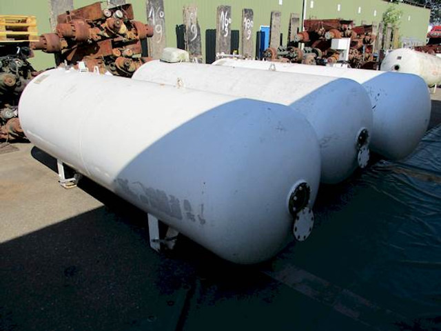 LPG / GAS GASTANK 4850 LITER - Напівпричіп цистерна: фото 2 LPG / GAS GASTANK 4850 LITER - Напівпричіп цистерна: фото 2