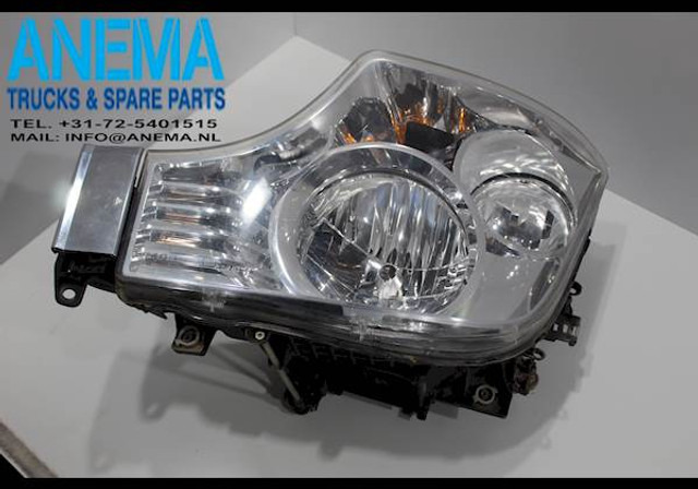 Mercedes-Benz A9608200239 - Передня фара в категорії Вантажівки: фото 1 Mercedes-Benz A9608200239 - Передня фара в категорії Вантажівки: фото 1