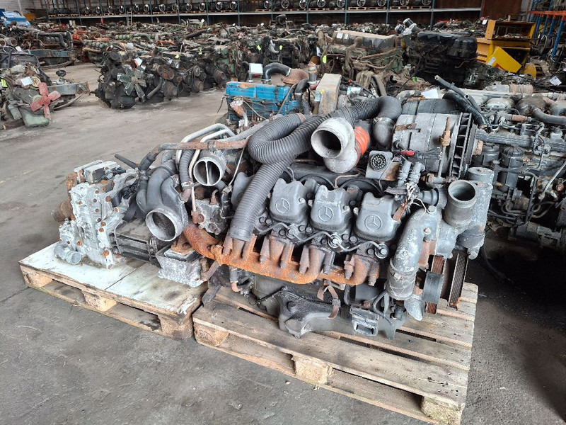 Mercedes-Benz OM442LA - Двигун: фото 1 Mercedes-Benz OM442LA - Двигун: фото 1