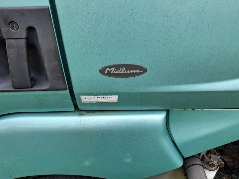 Renault MIDLUM 150-08/B - Вантажівка з закритим кузовом: фото 4 Renault MIDLUM 150-08/B - Вантажівка з закритим кузовом: фото 4