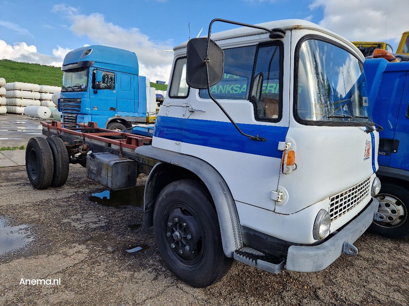 Bedford TK 1020 - Тягач: фото 5 Bedford TK 1020 - Тягач: фото 5