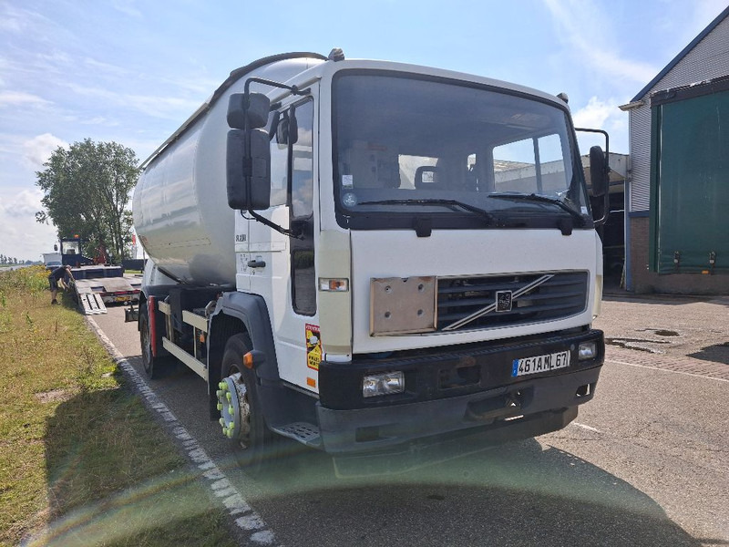 Volvo FL 250 GAS / LPG - Вантажівка цистерна: фото 2 Volvo FL 250 GAS / LPG - Вантажівка цистерна: фото 2