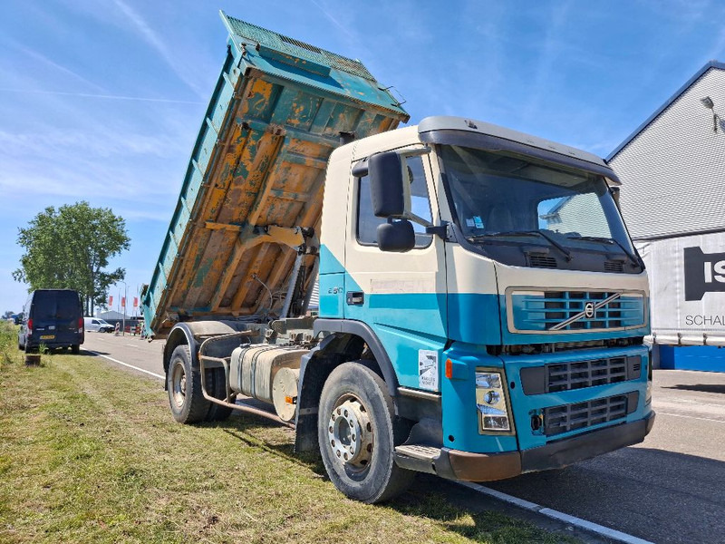 Volvo FM 260 KIPPER MANUAL GEARBOX - Самоскид вантажівка: фото 3 Volvo FM 260 KIPPER MANUAL GEARBOX - Самоскид вантажівка: фото 3