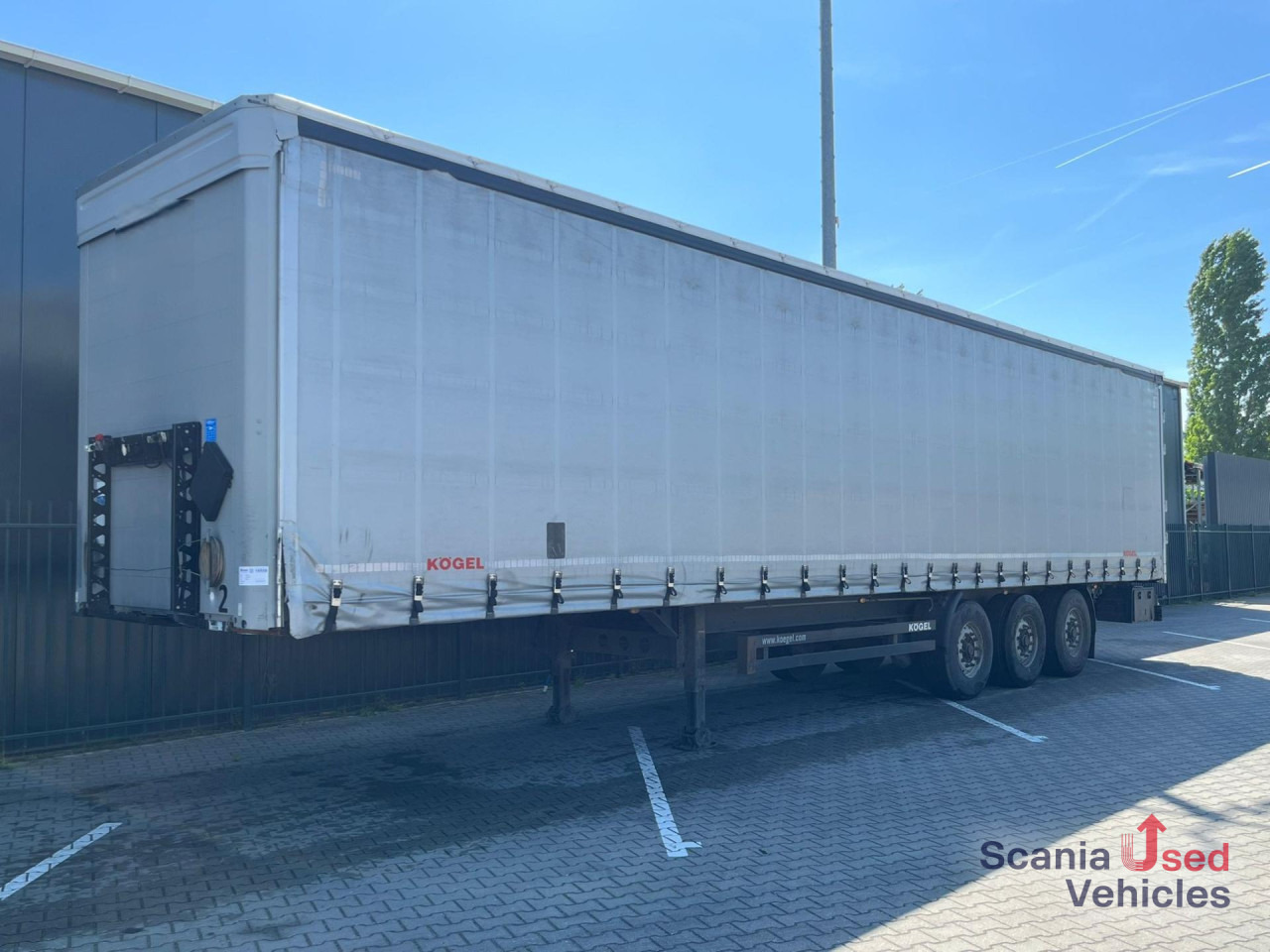 KOEGEL KOGEL S24-1 CURTAINSIDER LIFT AXLE - Тентований напівпричіп: фото 1 KOEGEL KOGEL S24-1 CURTAINSIDER LIFT AXLE - Тентований напівпричіп: фото 1