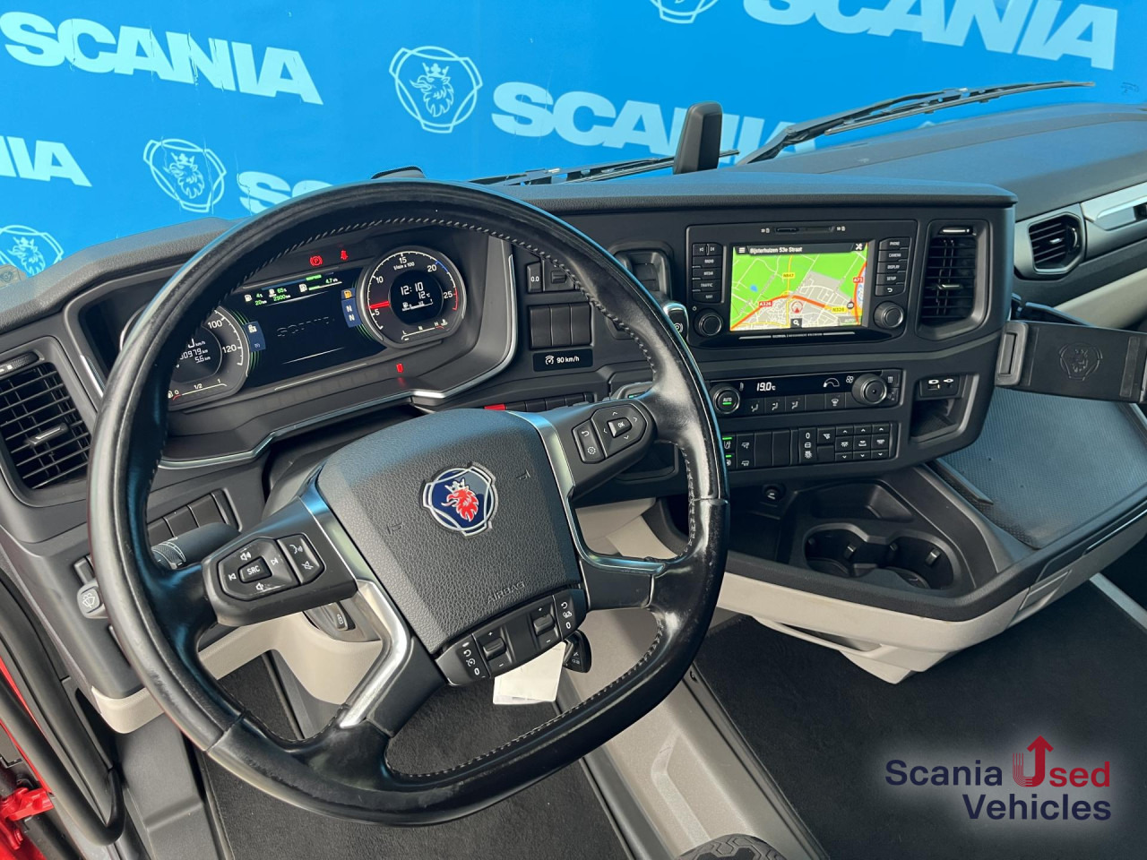 SCANIA R 410 A4x2NA RETARDER LED NAVI - Тягач: фото 3 SCANIA R 410 A4x2NA RETARDER LED NAVI - Тягач: фото 3