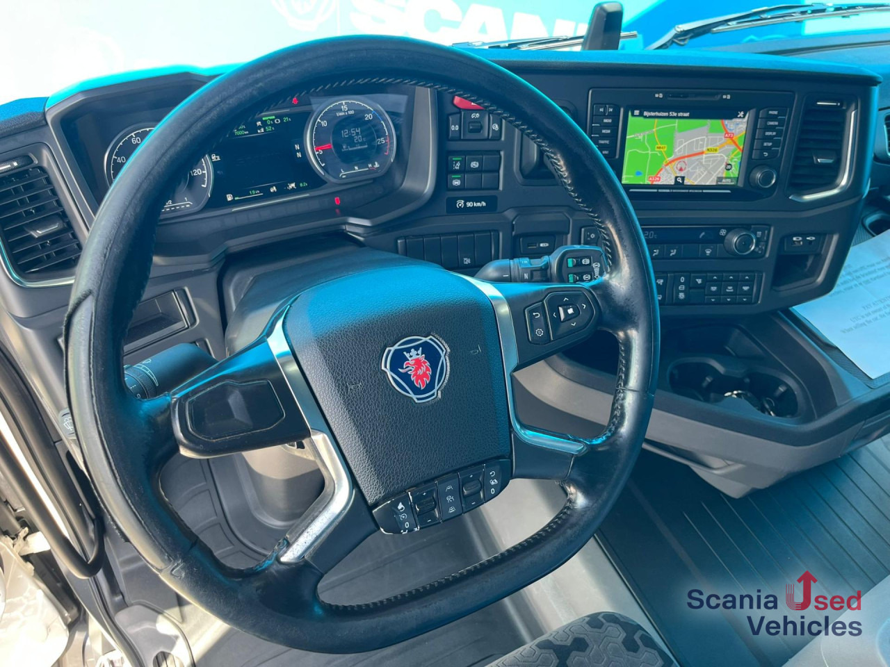 SCANIA R 450 A4x2EB RETARDER MEGA / VOLUME DIFF-L 8T PTOV - Тягач: фото 4 SCANIA R 450 A4x2EB RETARDER MEGA / VOLUME DIFF-L 8T PTOV - Тягач: фото 4