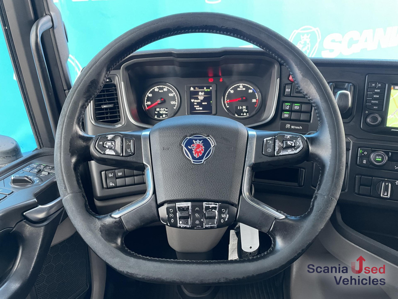 SCANIA R 450 A4x2NA DIFF LOCK RETARDER ACC NAVI - Тягач: фото 5 SCANIA R 450 A4x2NA DIFF LOCK RETARDER ACC NAVI - Тягач: фото 5