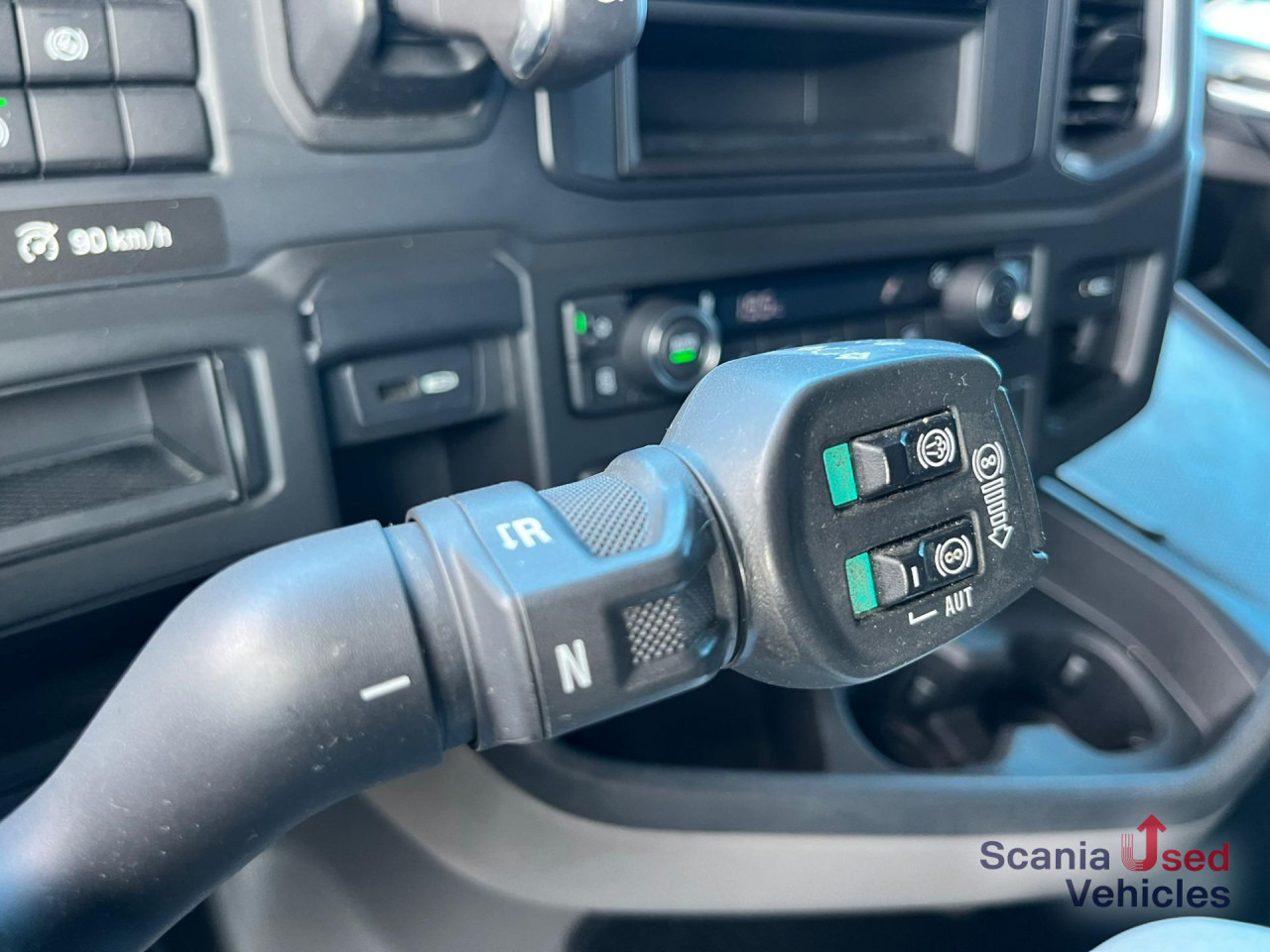 SCANIA R 450 A4x2NA RETARDER DIFF-L PARK COOL SMART2 - Тягач: фото 4 SCANIA R 450 A4x2NA RETARDER DIFF-L PARK COOL SMART2 - Тягач: фото 4
