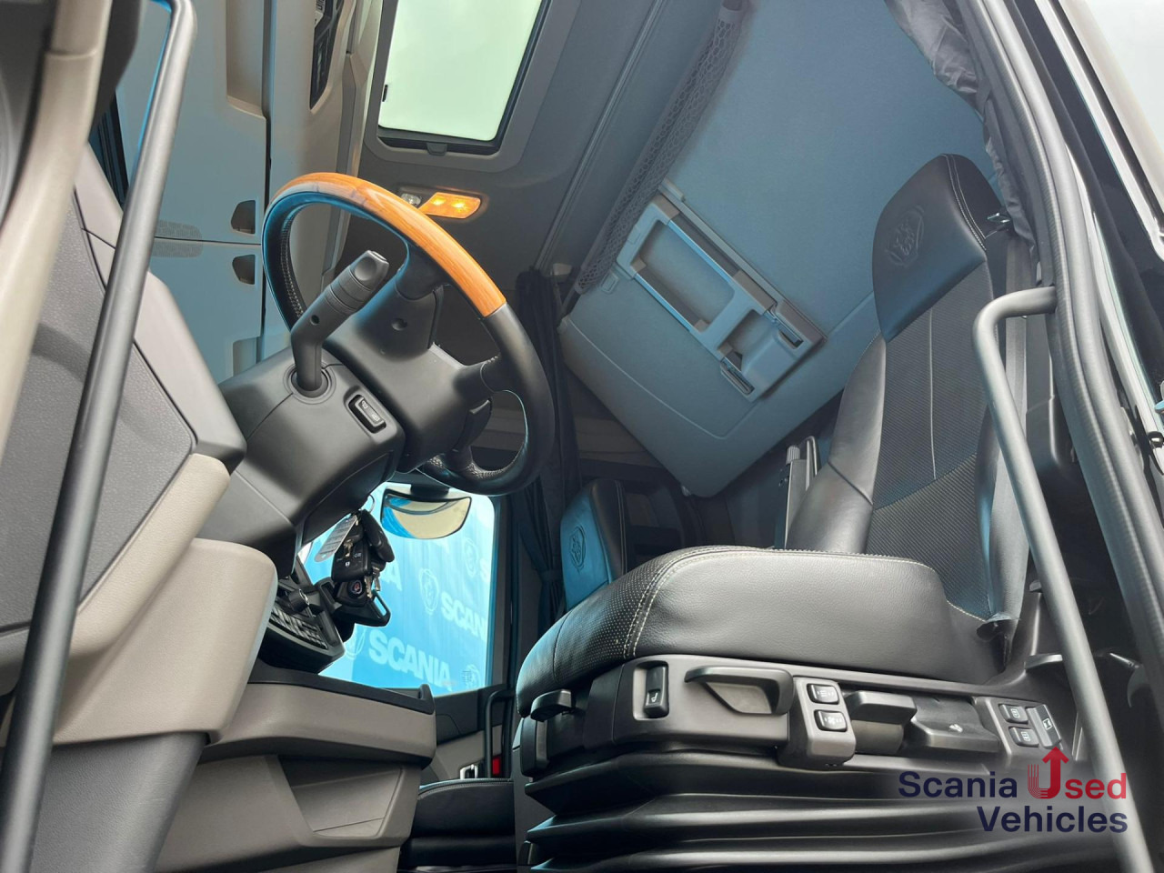 SCANIA S 500 A4x2NB RETARDER DIFF-L PTOv FULL AIR VECTO3 - Тягач: фото 3 SCANIA S 500 A4x2NB RETARDER DIFF-L PTOv FULL AIR VECTO3 - Тягач: фото 3